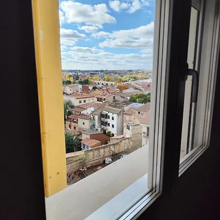 Santa Eulalia Muy Centrico * זמורה